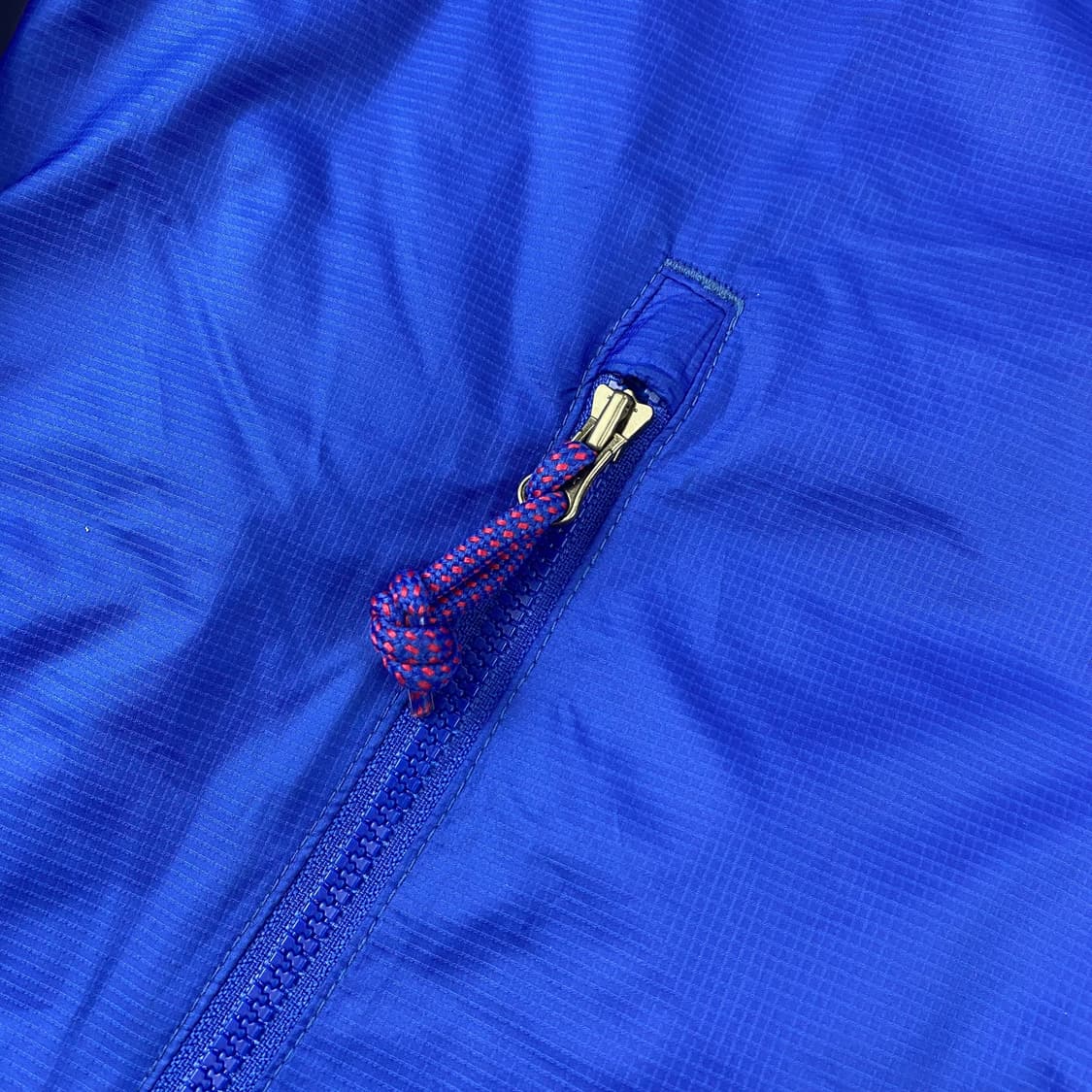 나이키 acg 블루 자수 로고 프리마로프트 점퍼 (105) 상품이미지6