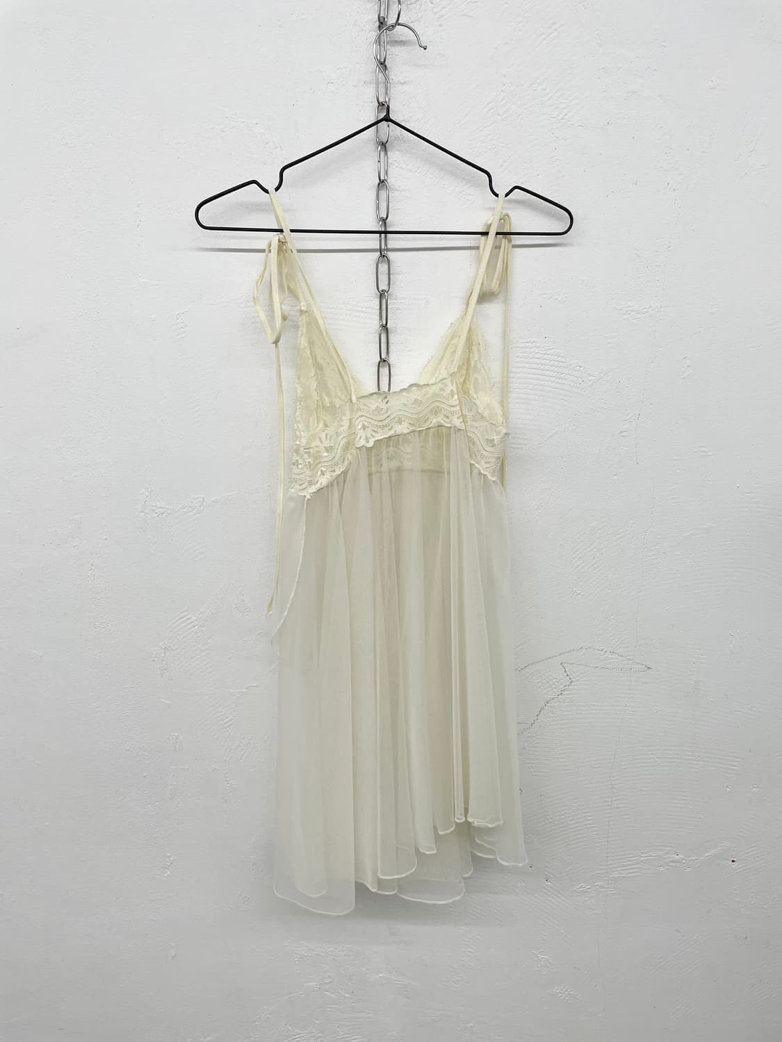 화이트 언발 시어 슬립 상품이미지6