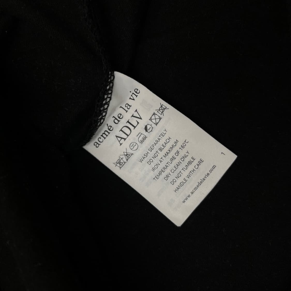 아크메드라비 도넛소년 블랙 반팔티 1 상품이미지4