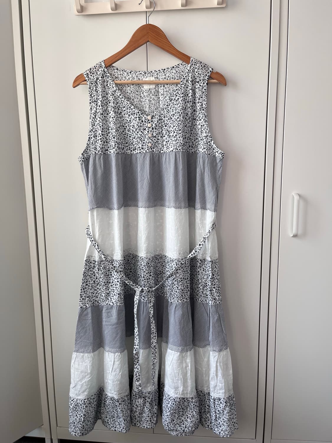 Claire 잔꽃 패치워크 스즈코 나시 롱 원피스 상품이미지5