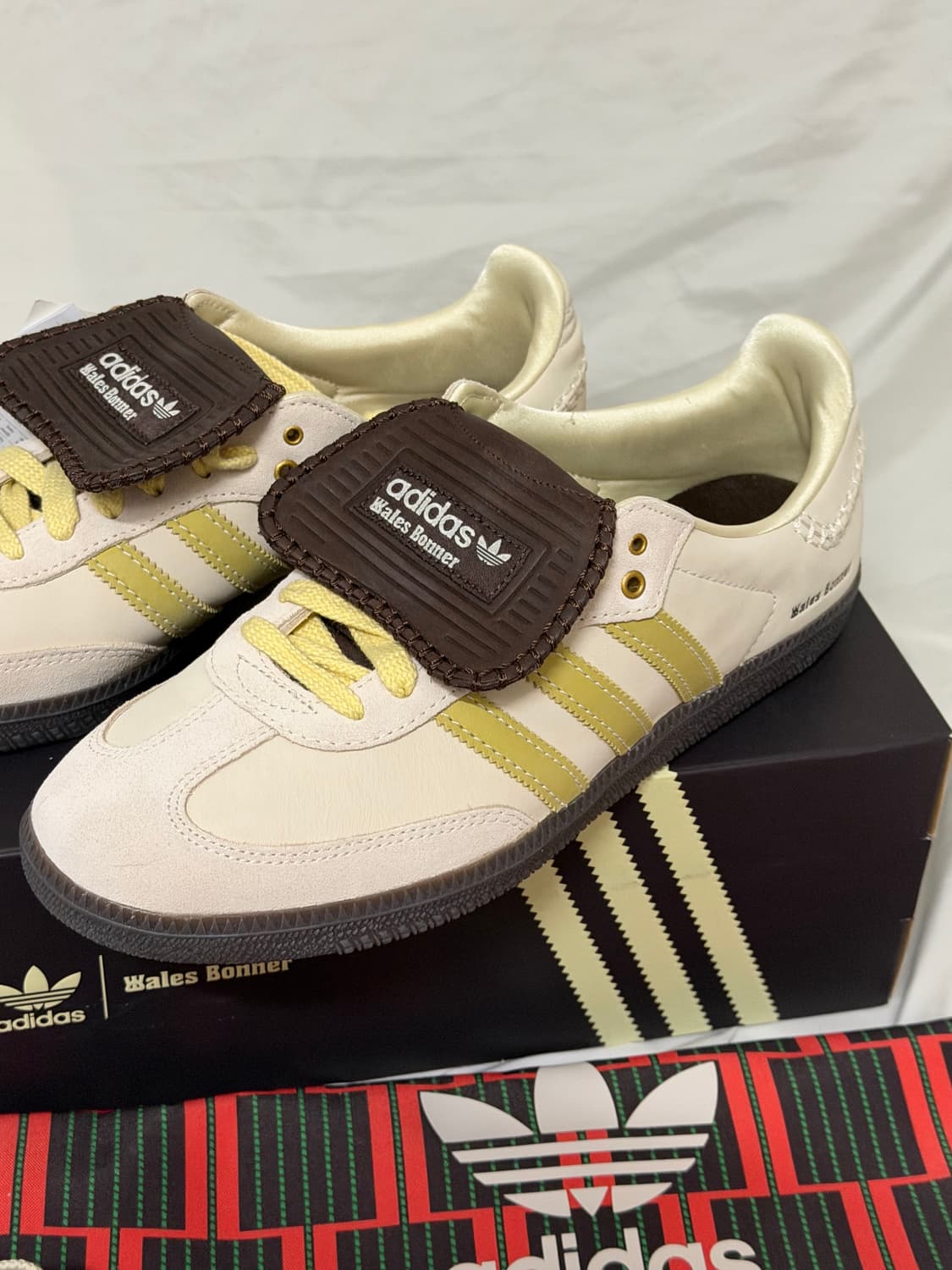 아디다스 x 웨일스 보너 삼바 브라운 에크루 틴트 상품이미지3