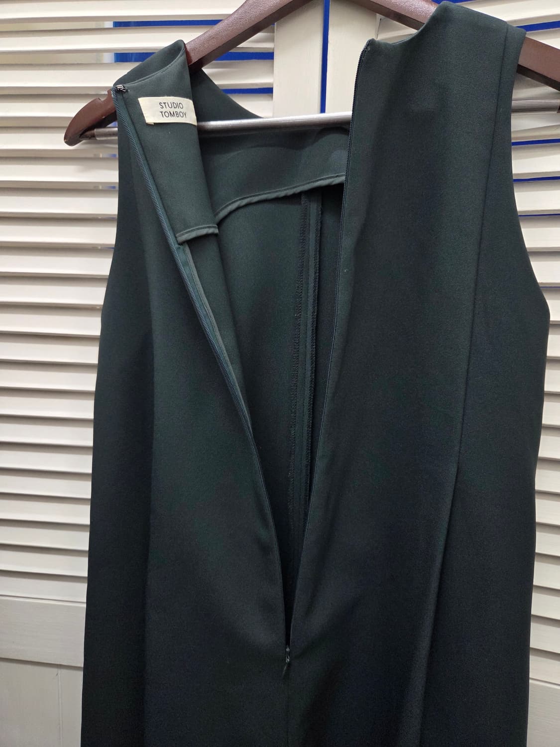 스튜디오톰보이 와이드핏 딥그린 점프수트 상품이미지3