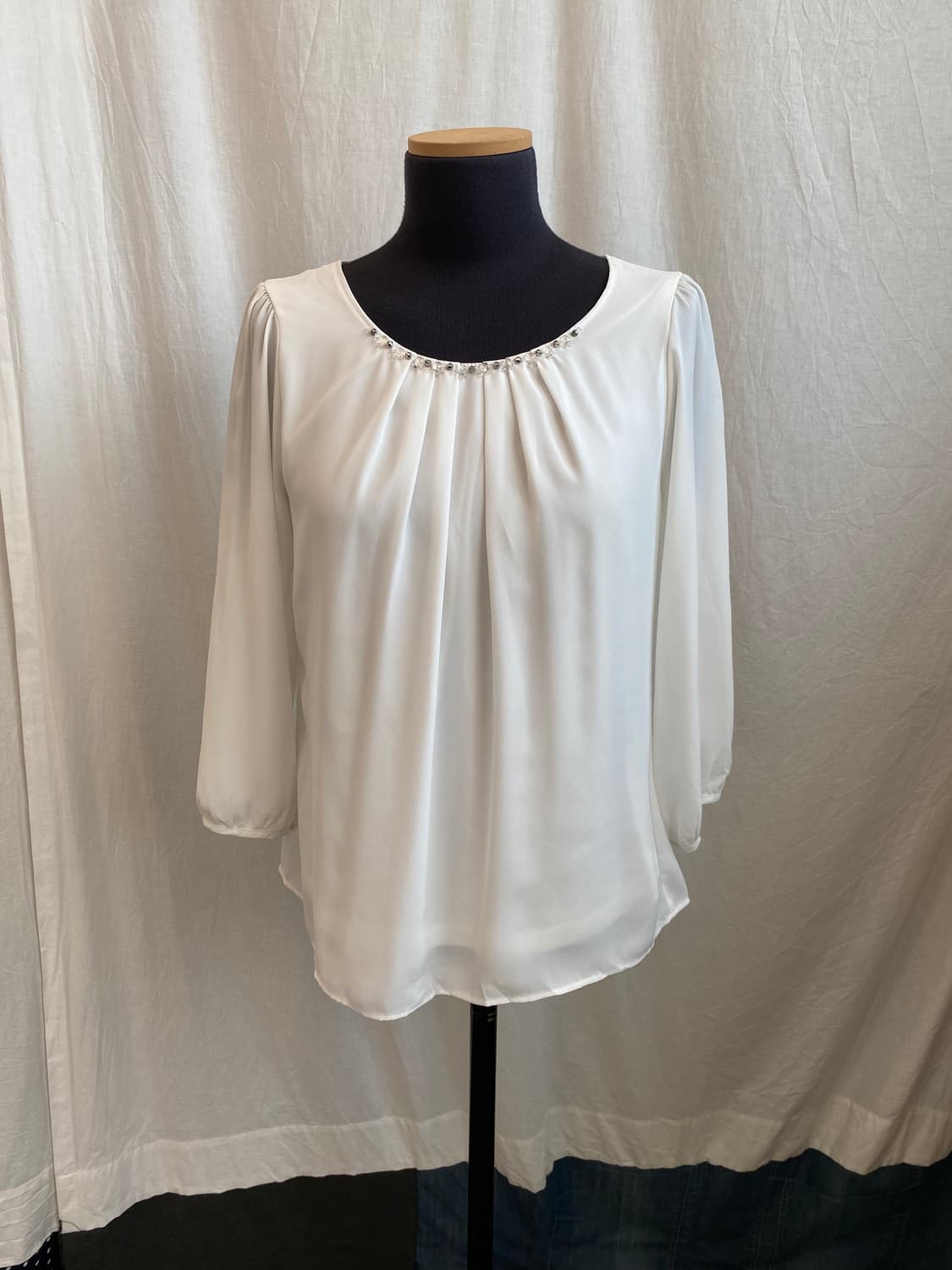 화이트 큐빅 블라우스(M) 상품이미지1