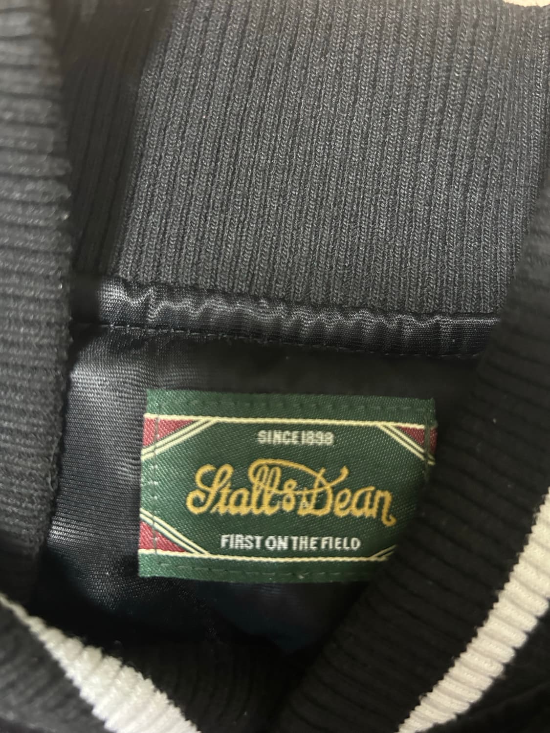 Stall and dean 스켈레톤 파이럿 봄버 자켓 상품이미지3