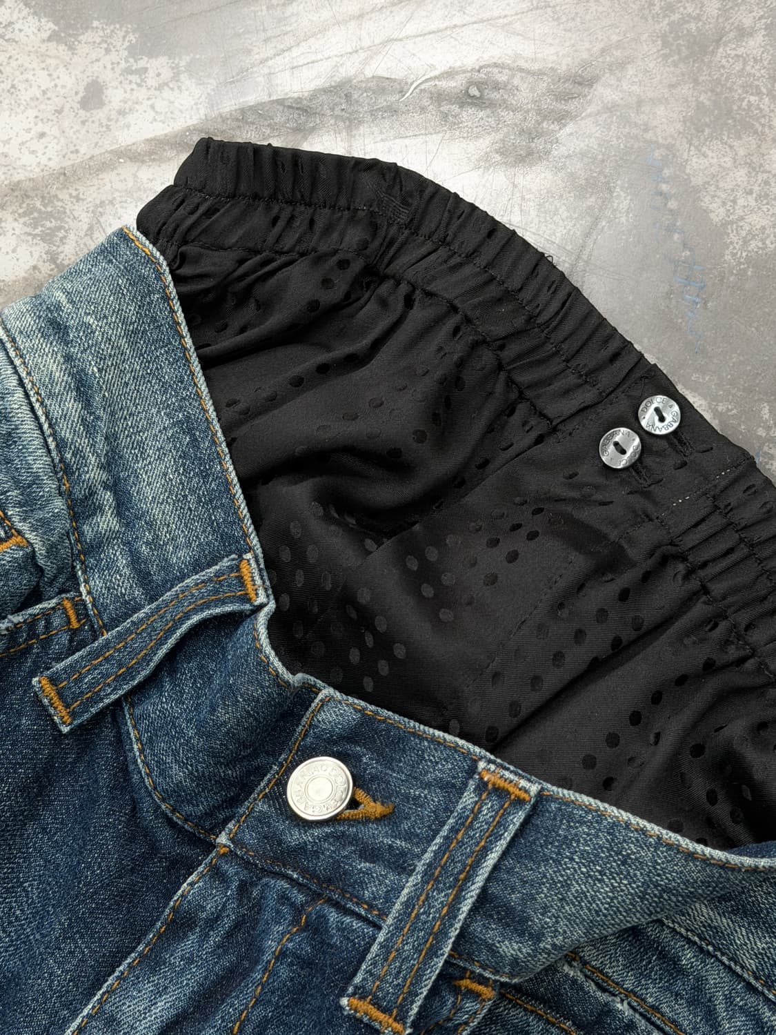 돌체앤가바나 언더웨어 레이어드 새깅 디스트로이드 데님 팬츠 상품이미지6