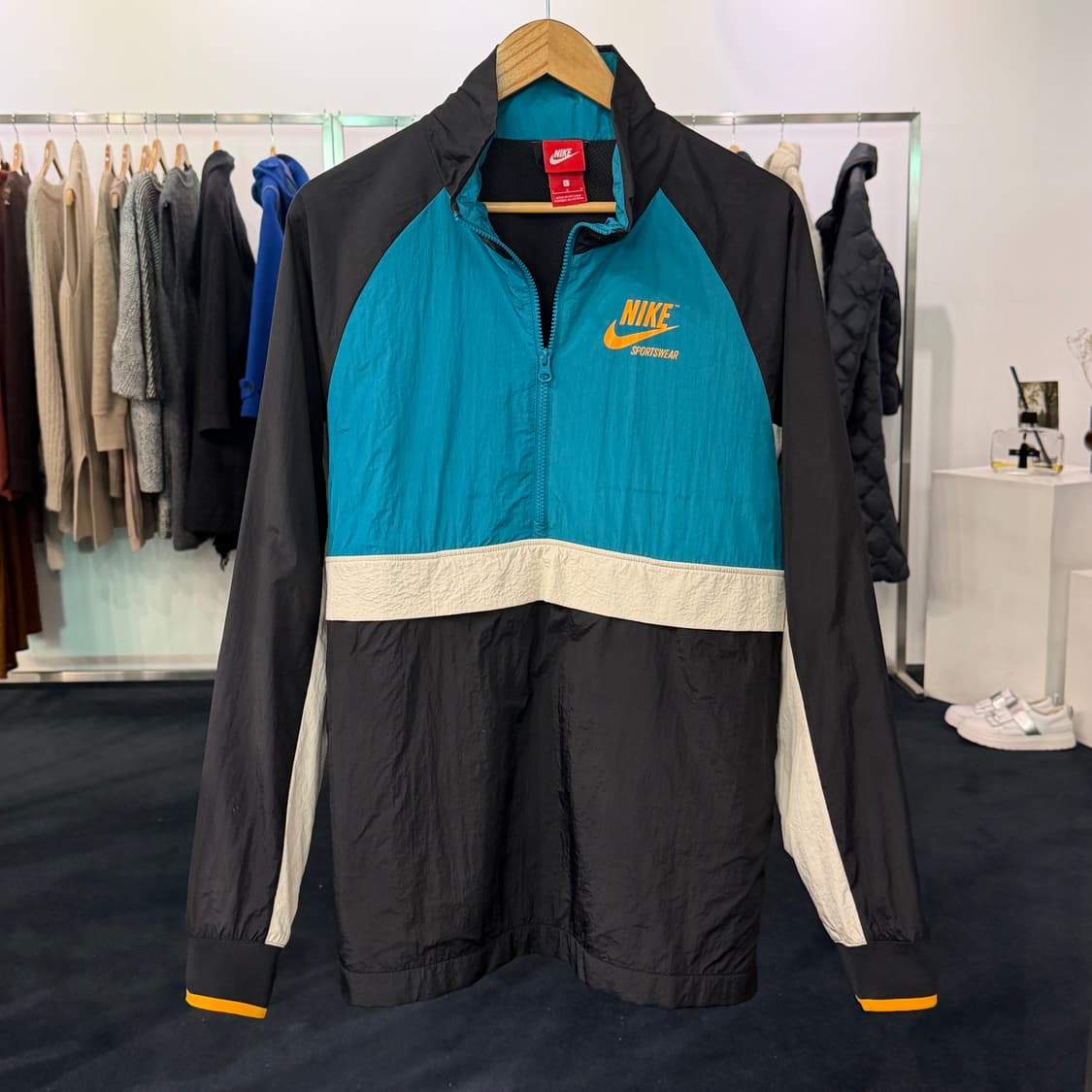 [L] 나이키 아카이브 우븐 아노락 상품이미지1