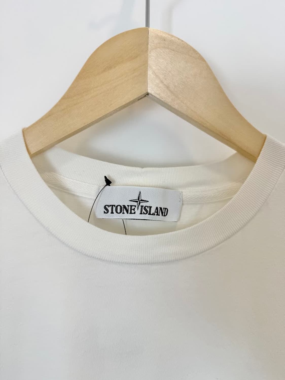 스톤아일랜드 반팔티 화이트 상품이미지2