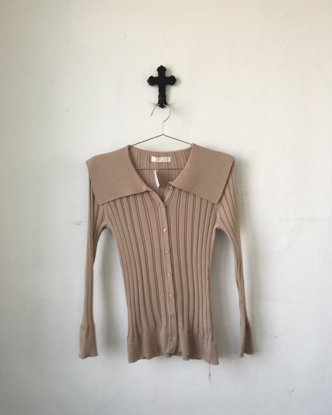 Collar point ribbed cardigan 상품이미지2