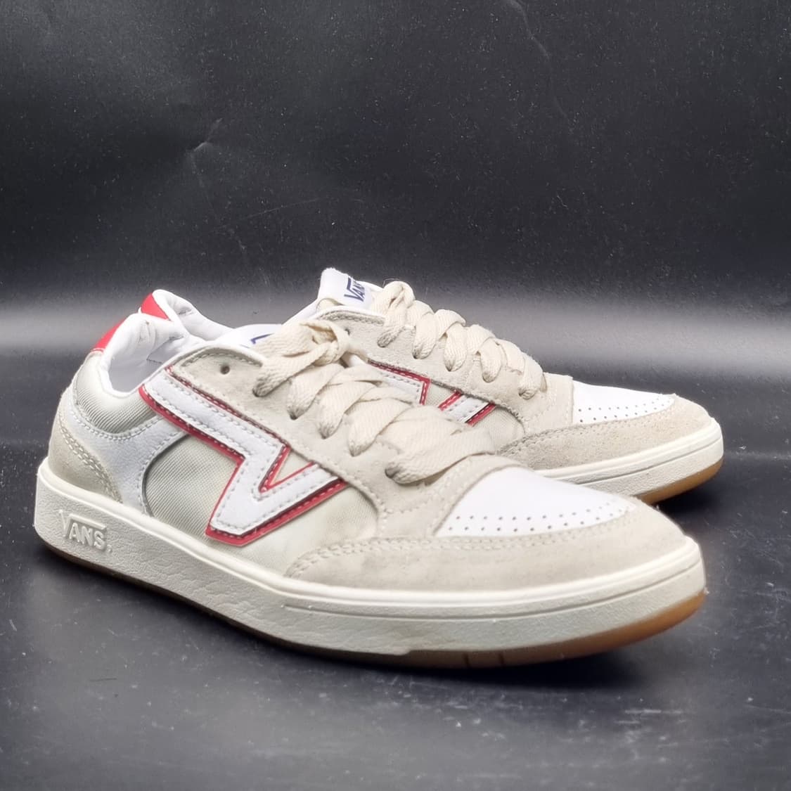 반스 세리오 컬렉션 스니커즈250 상품이미지1