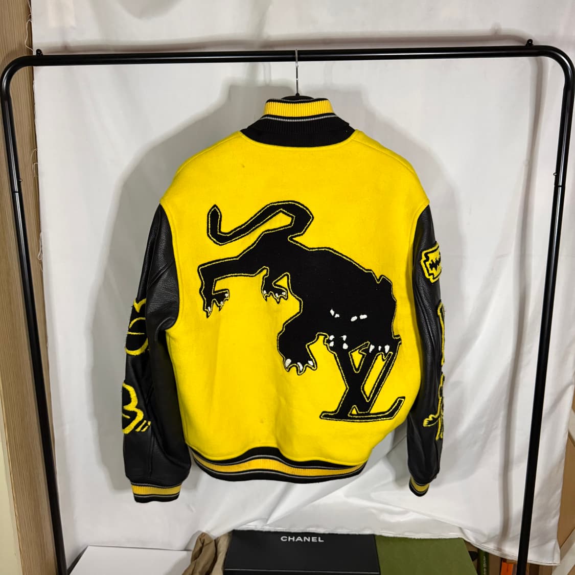 루이비통 레더 자수 바시티 자켓 1A9UIU 상품이미지6