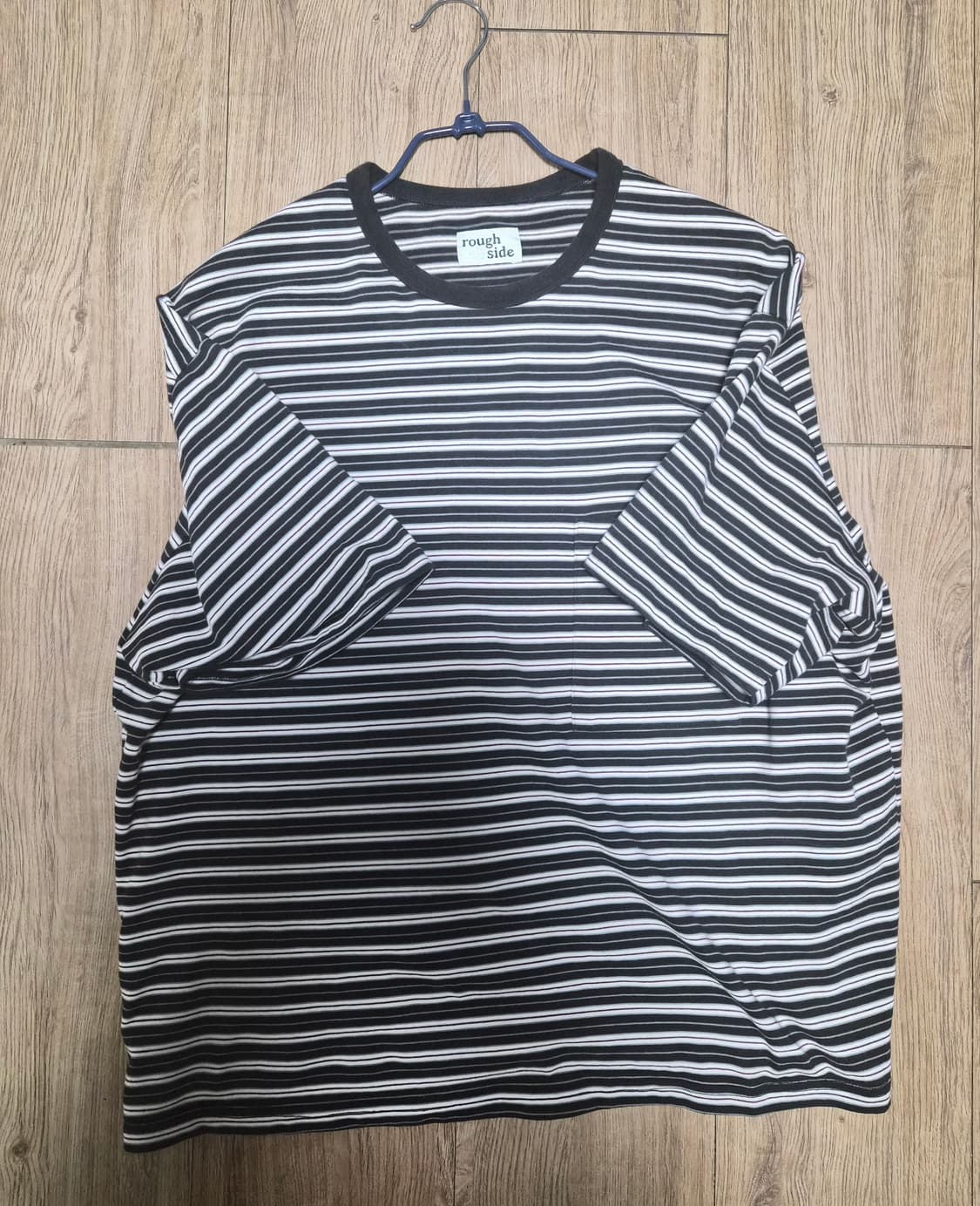 러프사이드 하바티 익스크루시브 시그니처 스트라이프 티셔츠 1사이즈 상품이미지3
