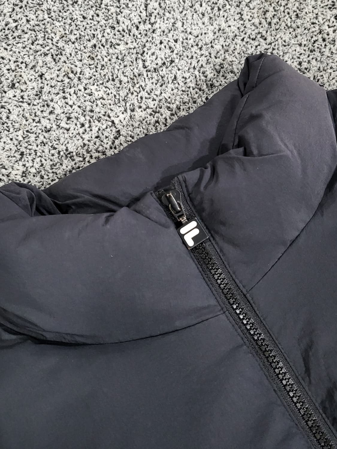 휠라 블랙 겨울 점퍼 상품이미지3