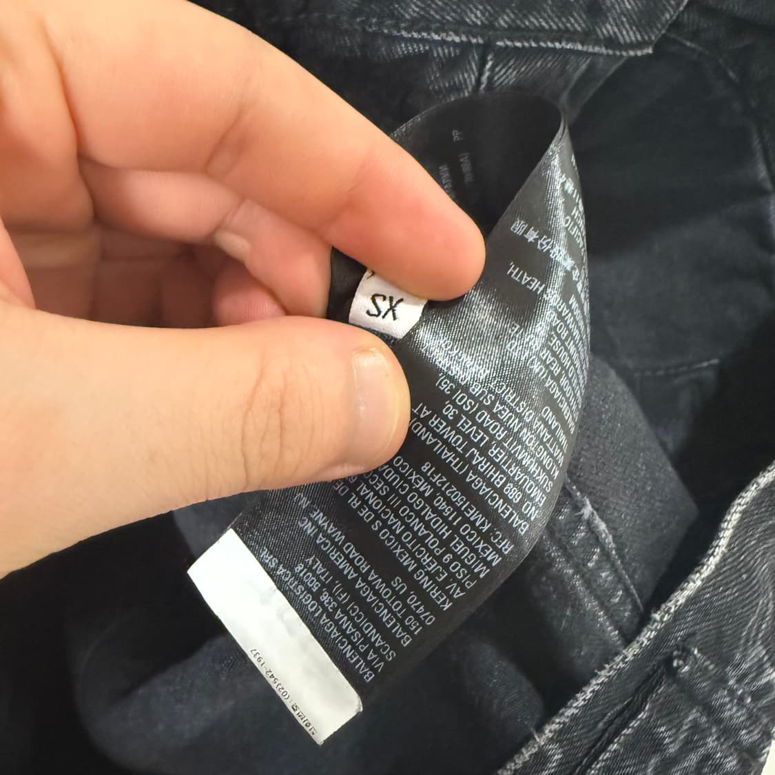 [XS사이즈]발렌시아가 BB로고 흑청 데님 자켓 상품이미지4