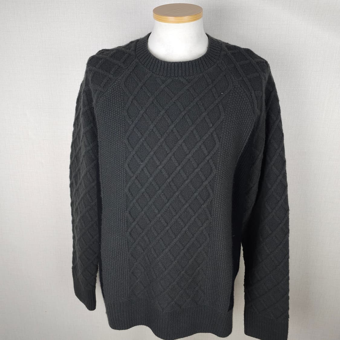 엠포리오 아르마니 다이아몬드 텍스처 배색 울 니트 남자105사이즈  상품이미지1