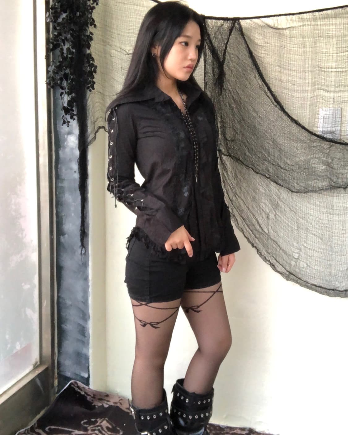 MadPunks eyelet frill shirt 상품이미지1