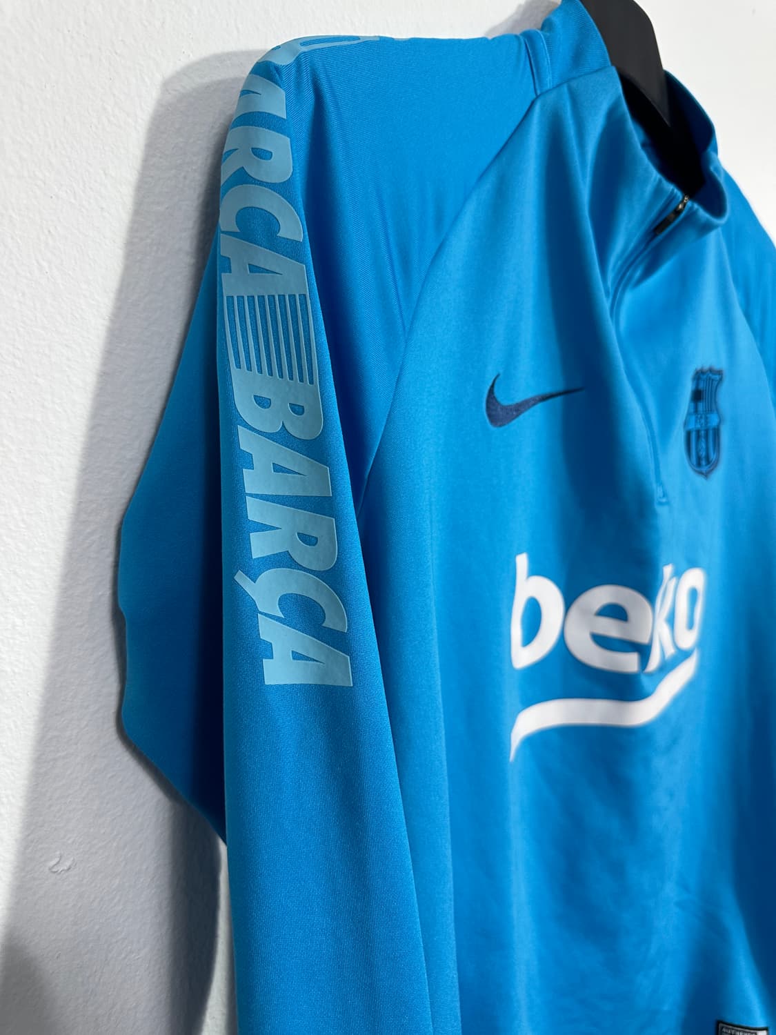 나이키 바르셀로나 하프집업져지 M 상품이미지5