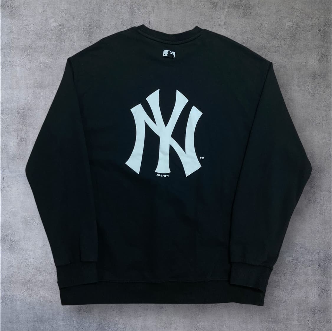 MLB 뉴욕양키스 빅로고 블랙 맨투맨 상품이미지1