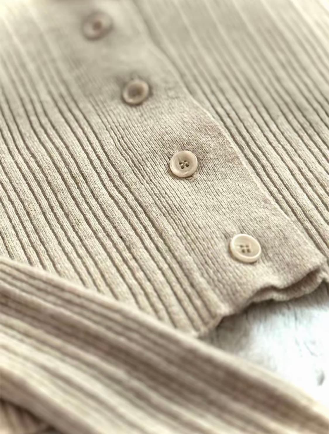 카라 단추 디테일 베이지 골지니트 상품이미지2