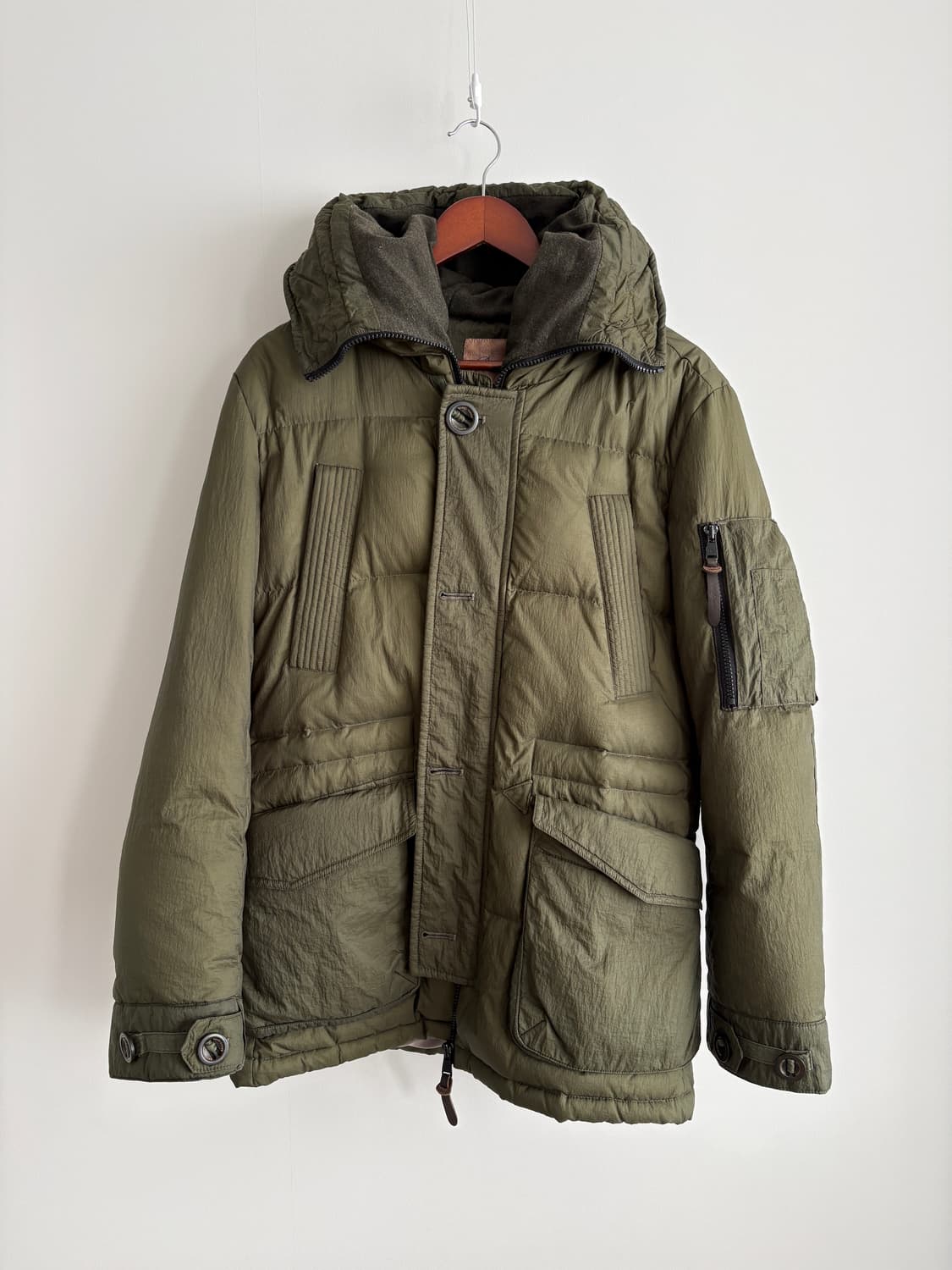 바쏘옴므 헤리티지 오리털 패딩 카키 상품이미지2