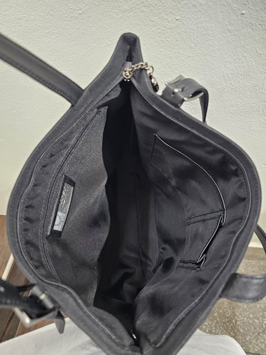 COBO 프라다원단 스퀘어 레더 숄더백 상품이미지8