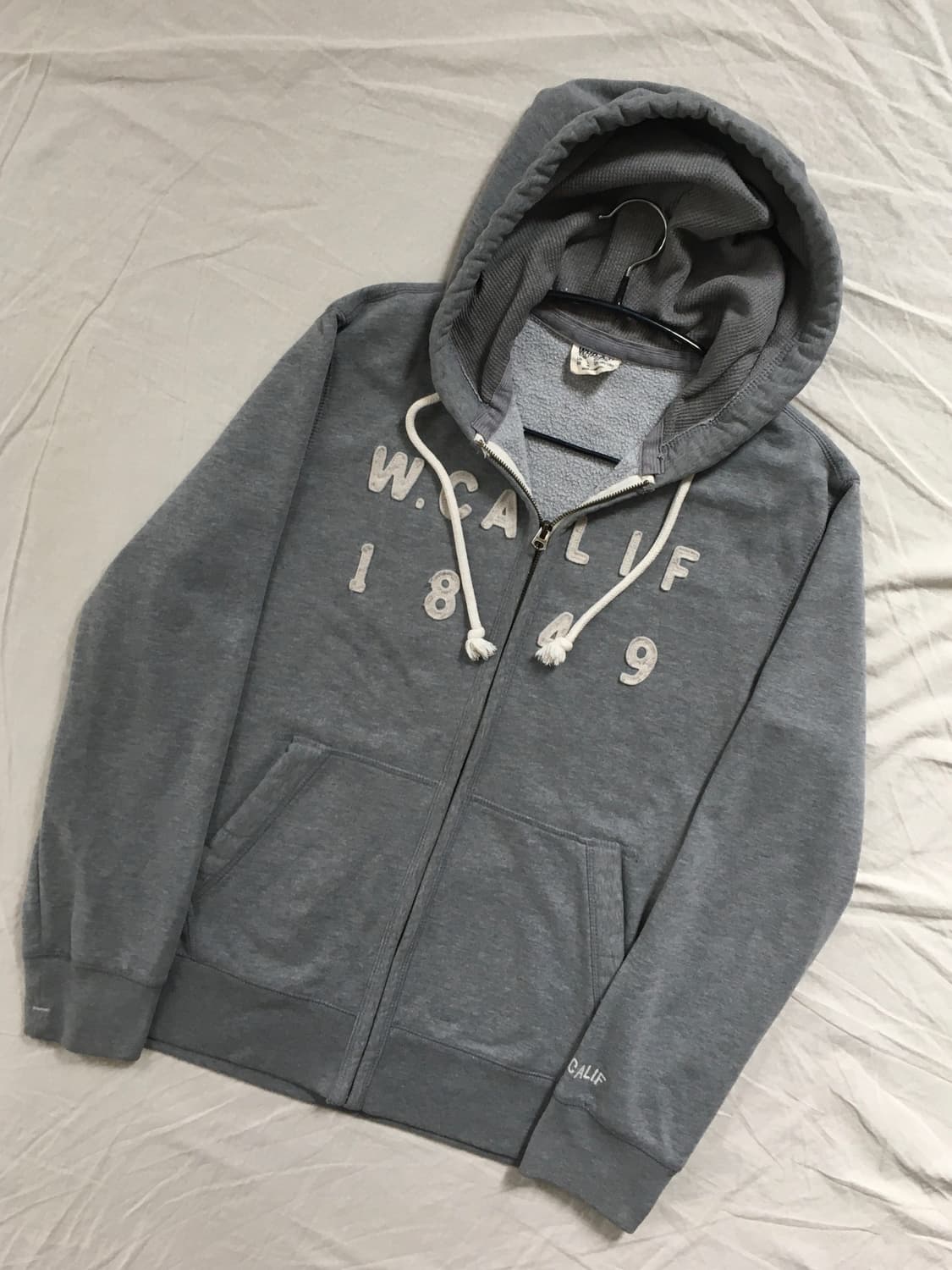 후아유 후드집업 상품이미지3