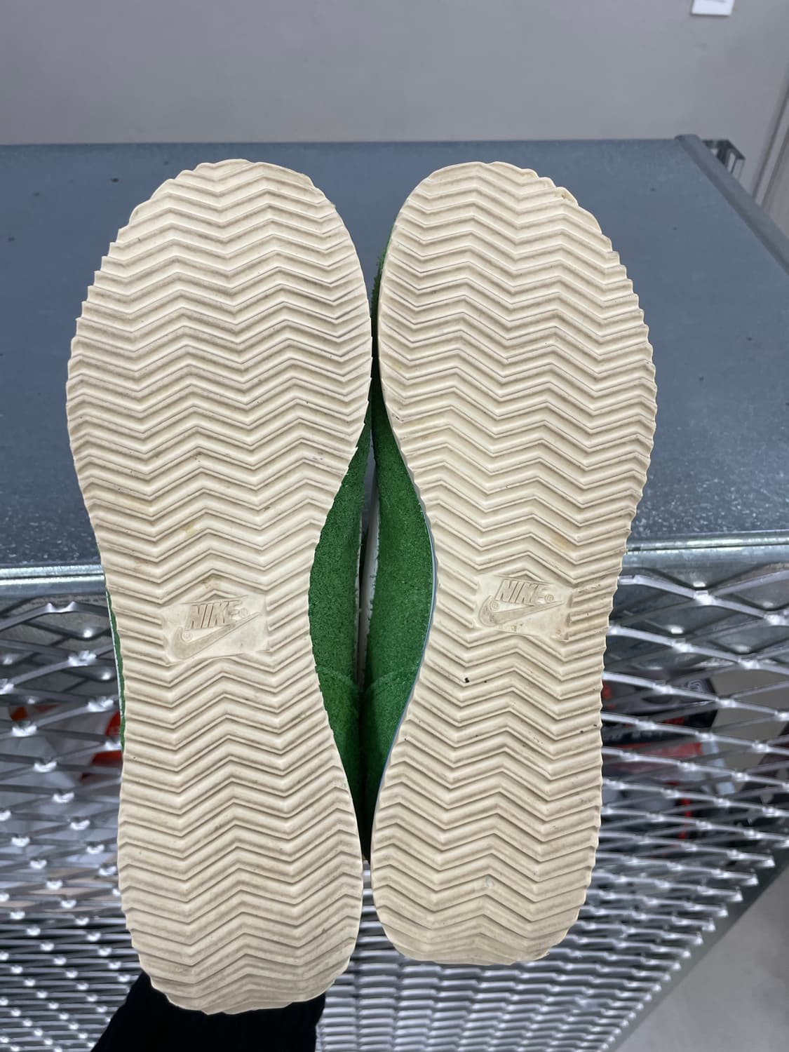 나이키 코르테즈 스웨이드 그린 240 상품이미지6