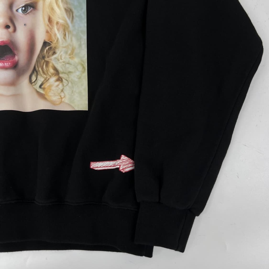 아크메드라비 후드티 상품이미지4