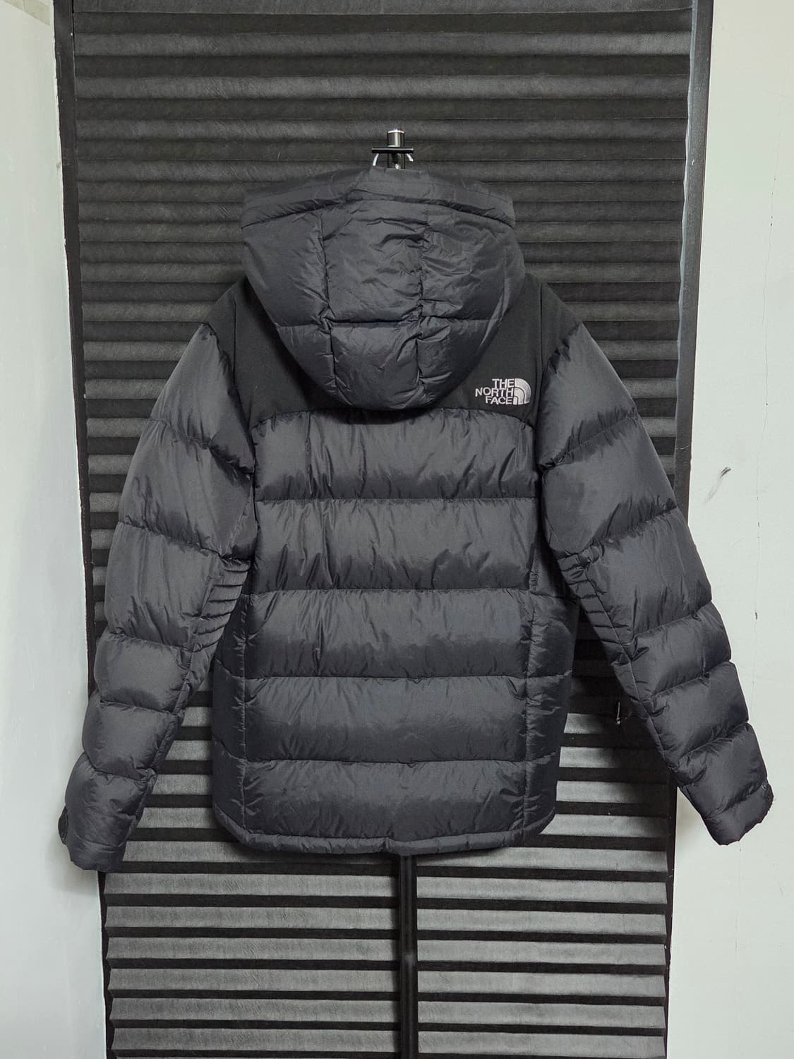 (정품) [노스페이스] 아이거 구스다운 패딩 판매합니다. 상품이미지7