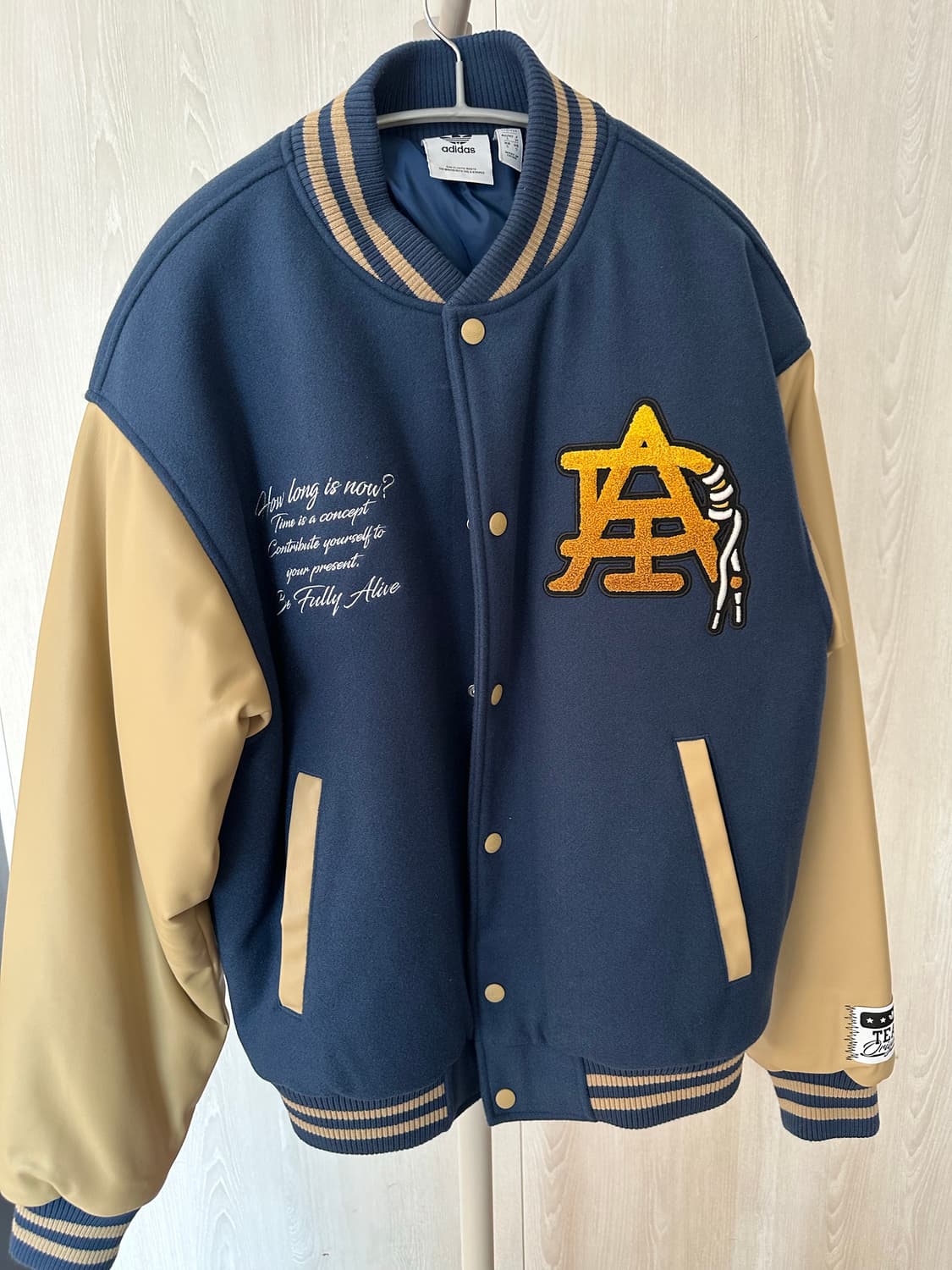 adidas 바시티 자켓 상품이미지1