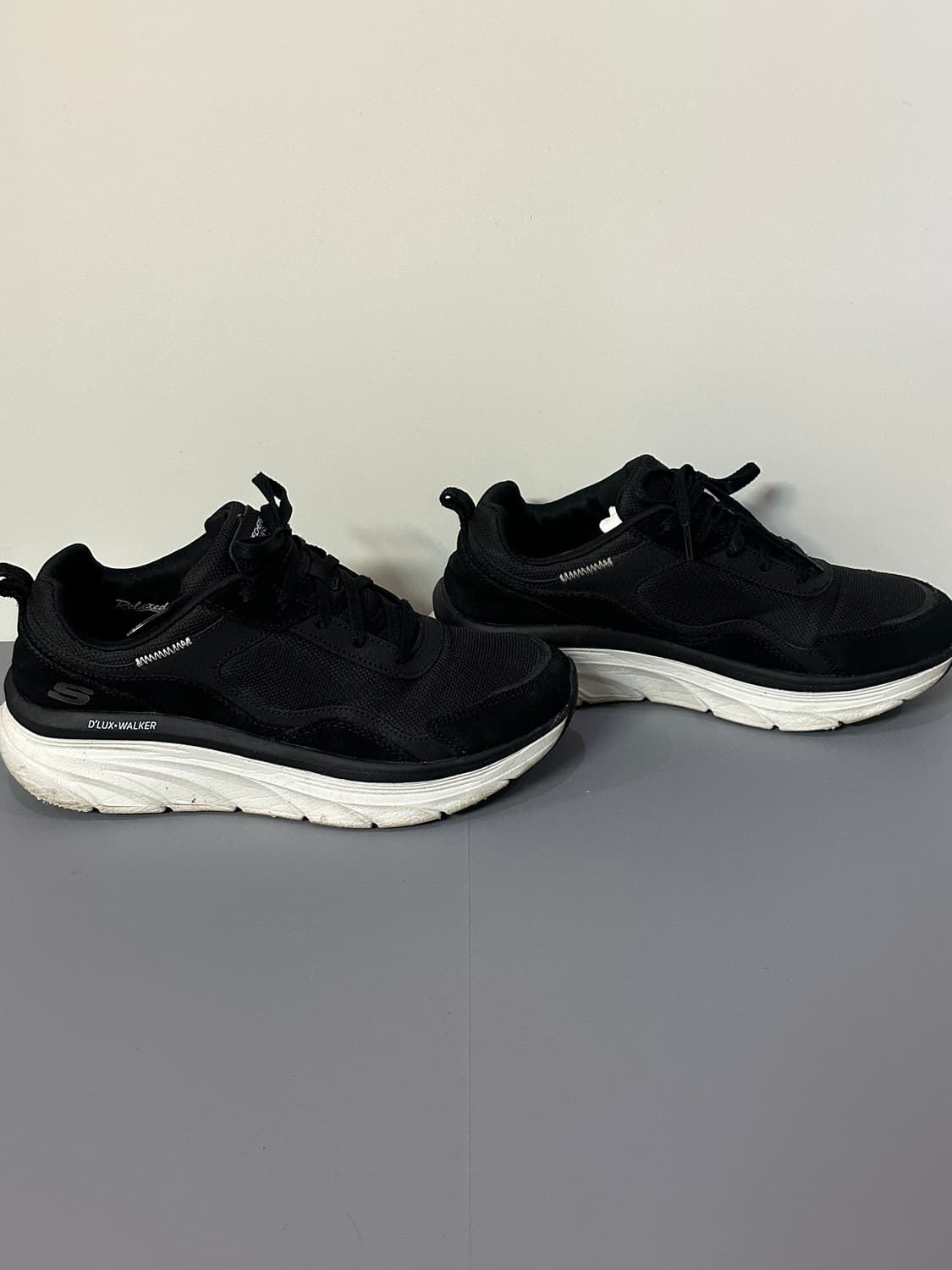 스케쳐스 디럭스 워커 스니커즈 운동화 상품이미지3