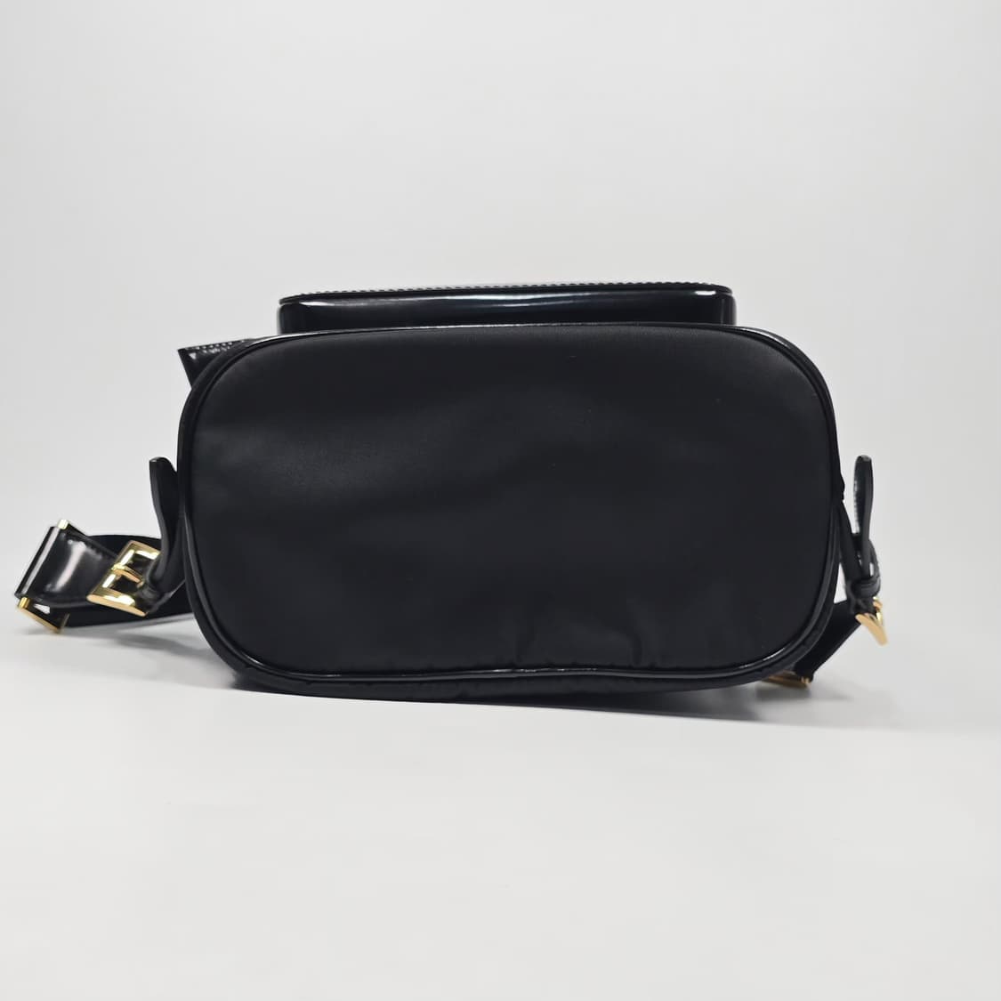 프라다 리나일론 브러쉬드 레더 백팩  상품이미지7