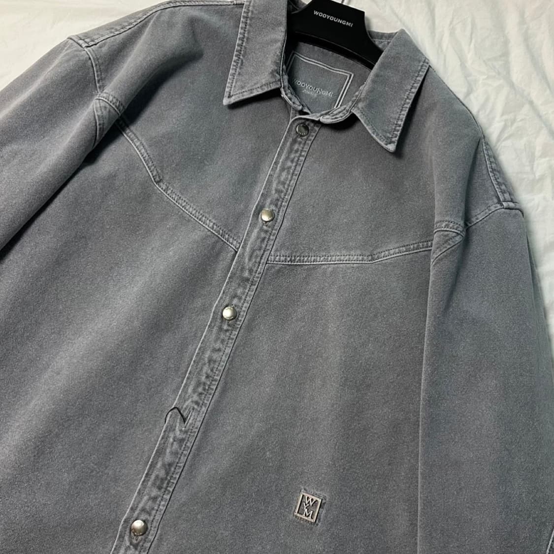 25SS 우영미 그레이 웨스턴 데님 셔츠 (택⭕️ 풀셋) 상품이미지1
