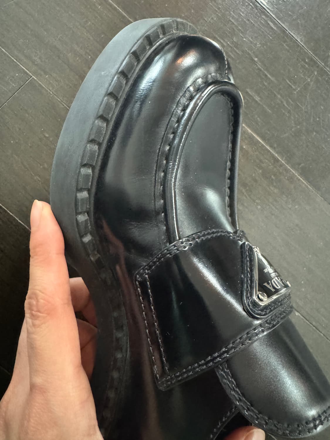 프라다 초콜릿 로퍼 35.5 상품이미지5