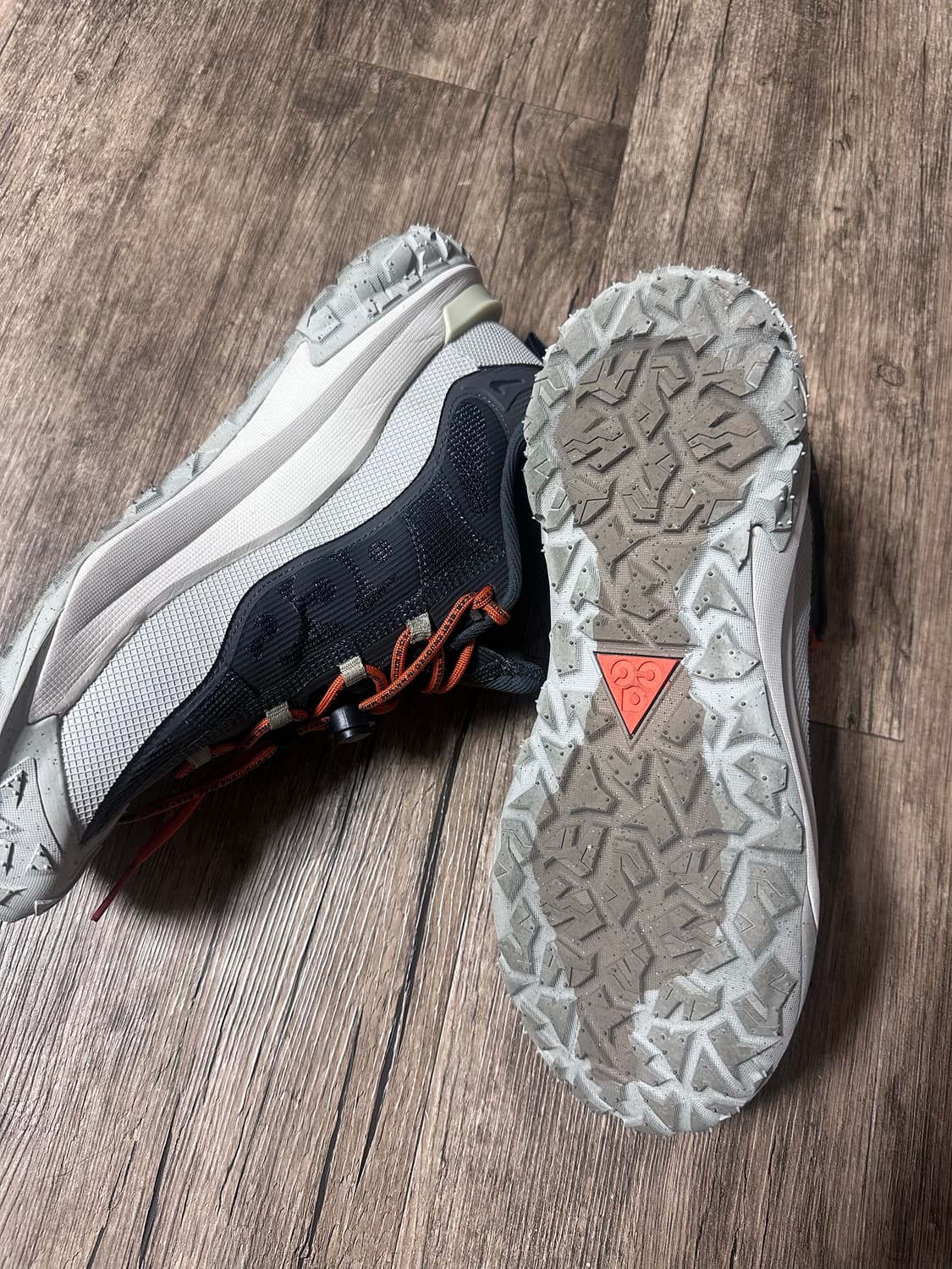 나이키 acg 마운틴 플라이 로우 고어택스 상품이미지2