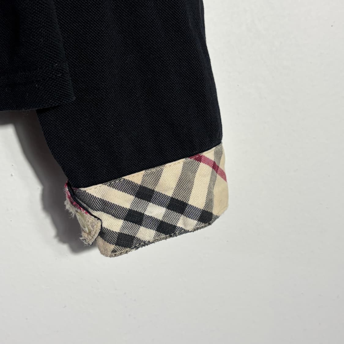 버버리 빈티지 노바체크 배색 카라 블랙 긴팔 티셔츠 (무료배송) 상품이미지2