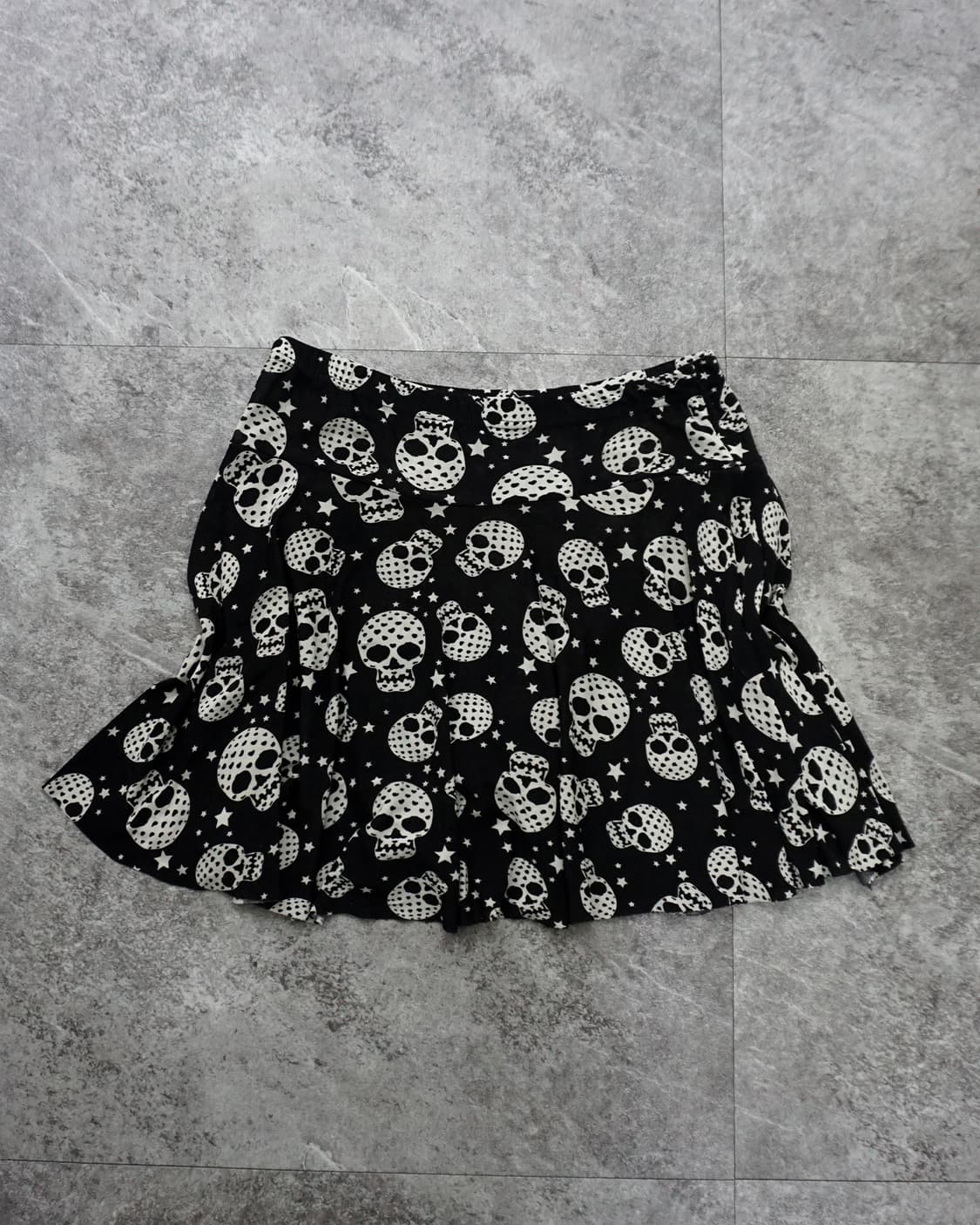 Skull Skirt 상품이미지1