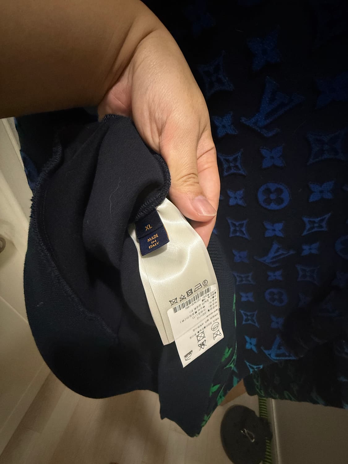 루이비통 레인보우 필쿠페 맨투맨 상품이미지3