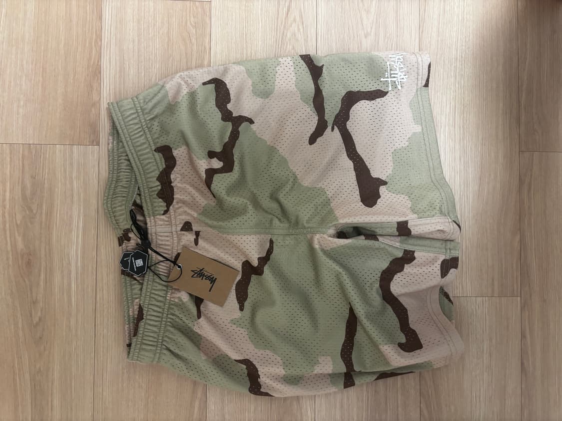 스투시 베이직 메쉬 쇼츠 샌드 카모 상품이미지1