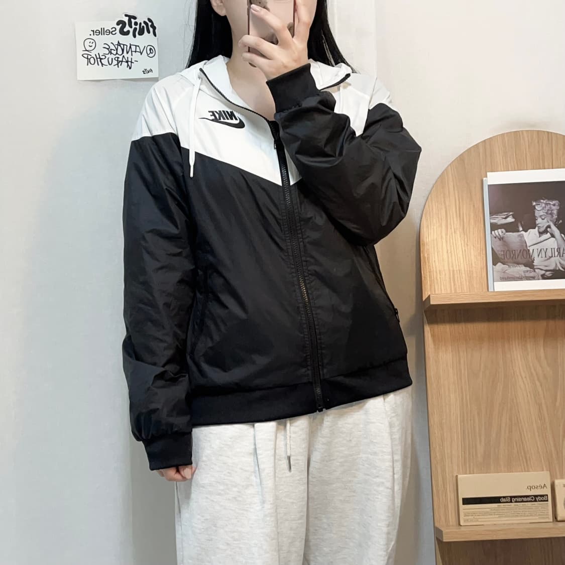 [정품] 나이키 아이보리 블랙 윈드러너 바막 [ S ] 상품이미지2