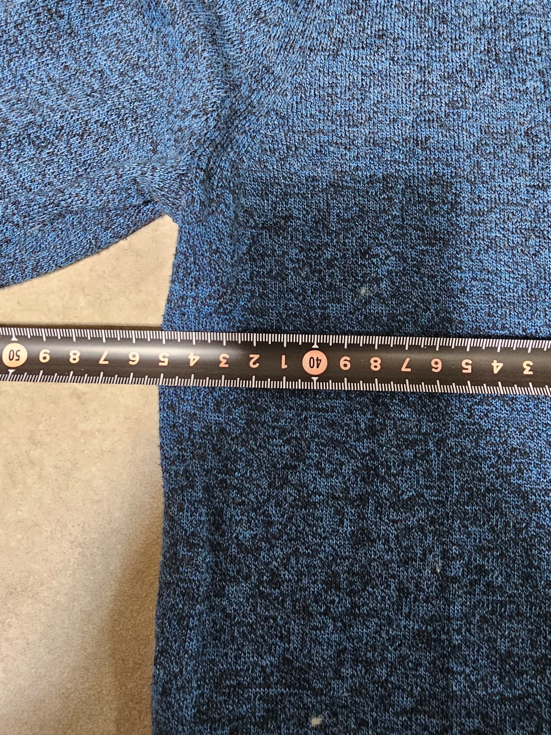 바나나리퍼블릭 V넥 네이비 니트 M 상품이미지5