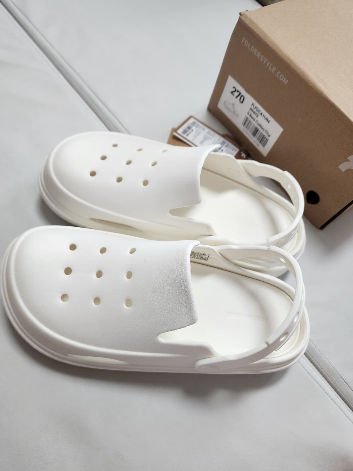 폴더클로그샌들270사이즈화이트 상품이미지5
