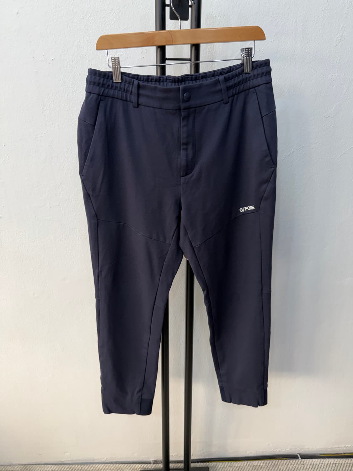매장판정품) 지포어 23ss 남성 네이비 밴딩 조거팬츠 82 상품이미지1