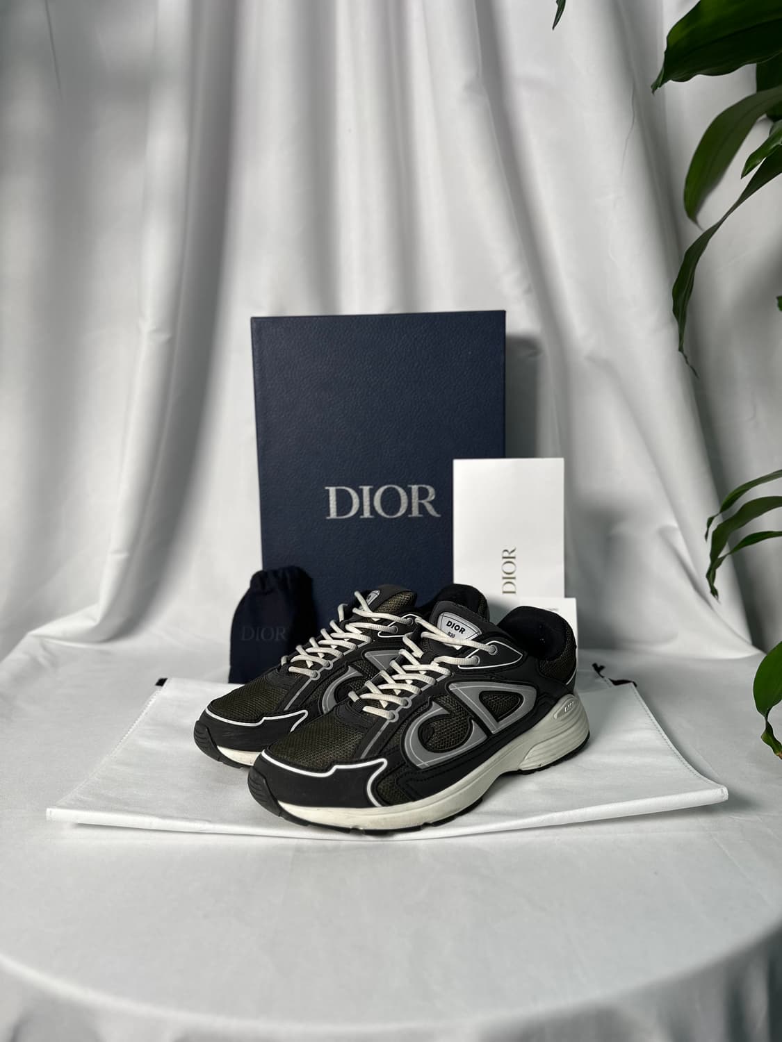 디올 B30 스니커즈 딥그린 메쉬블랙 상품이미지2