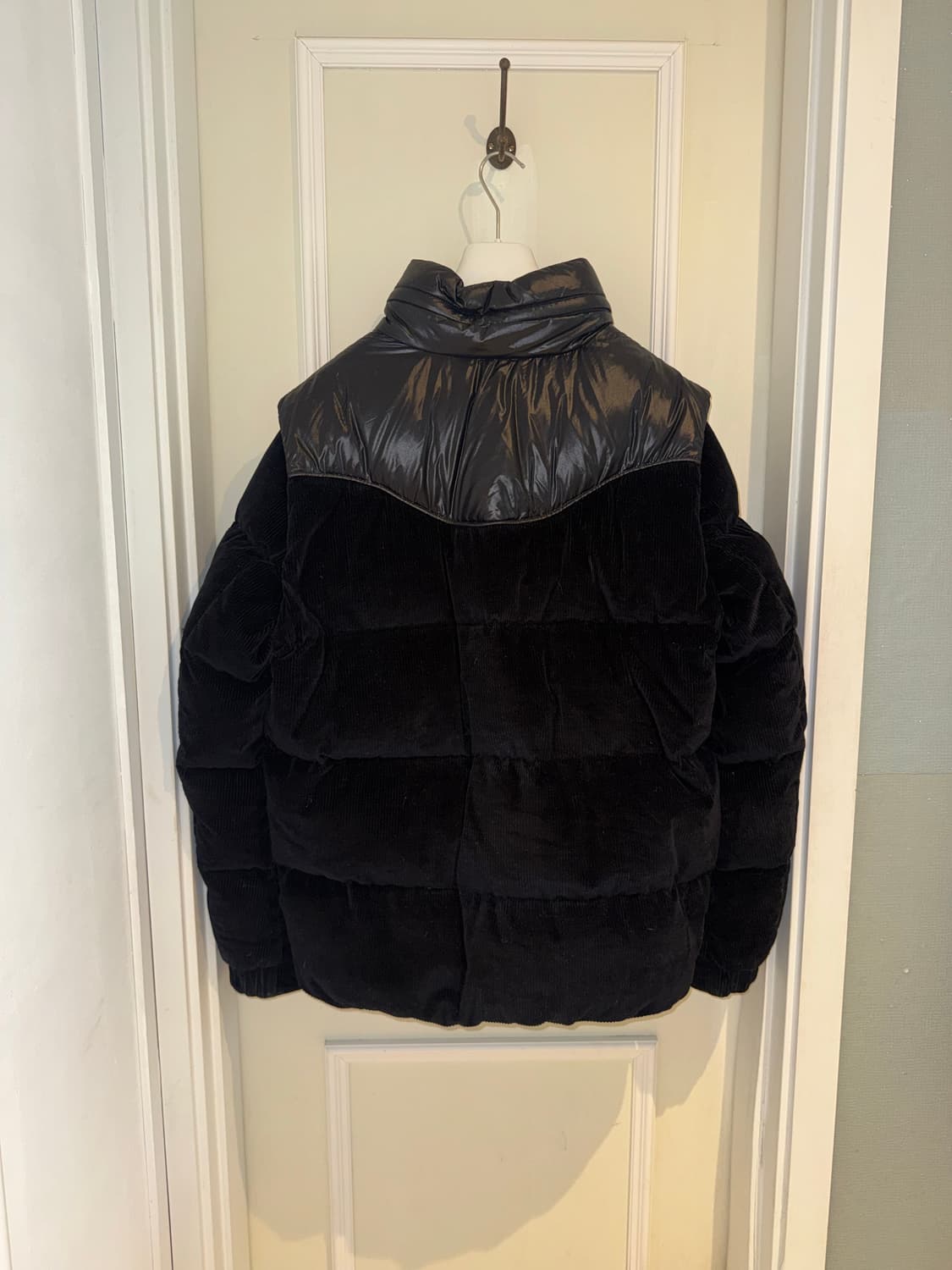 몽클레어 1952 Danum Corduroy Jacket black 상품이미지2
