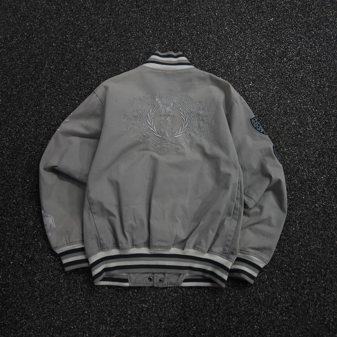 나이키 리미티드 에디션 코튼 봄버 자켓  상품이미지2