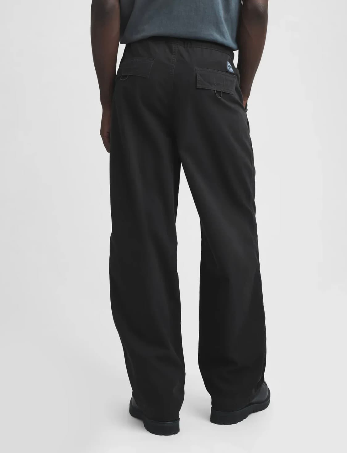 GAP X MADHAPPY 한정판 오버핏 사틴 카고팬츠 블랙 M 상품이미지3