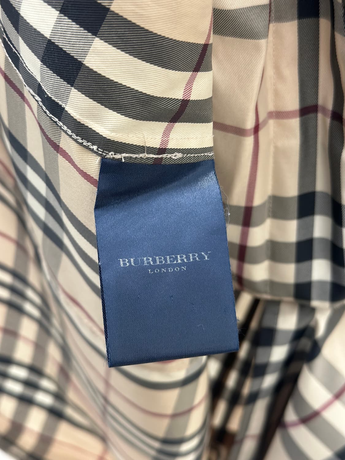 버버리 노바체크 싱글 롱 코트  상품이미지8