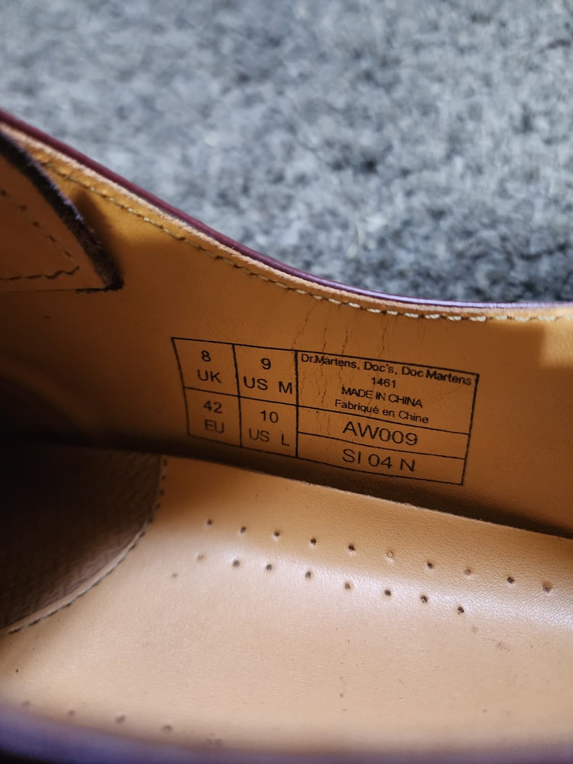 닥터마틴 1461 버건디 EU42 270 상품이미지2