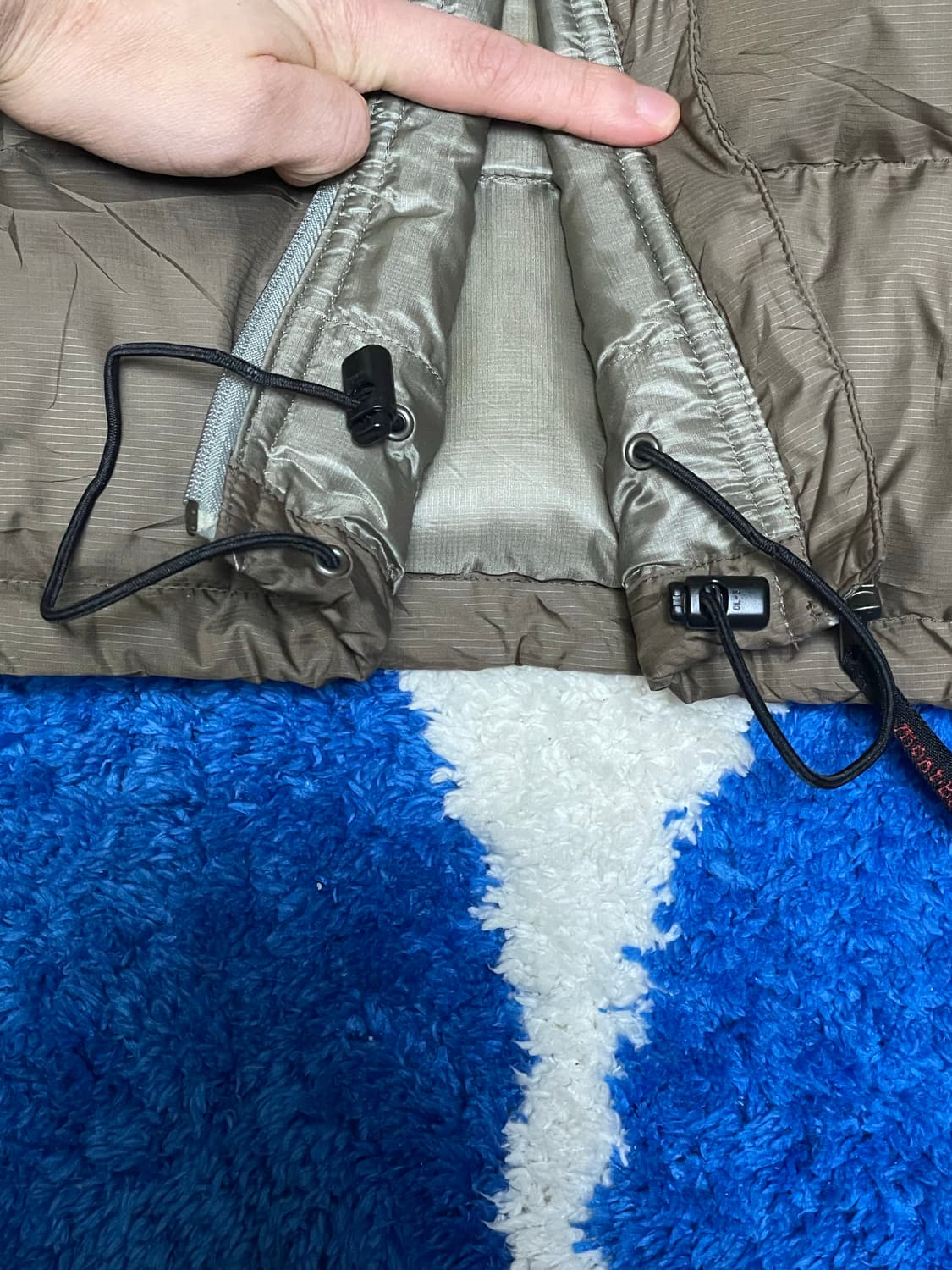 몽벨 Montbell 브라운 경량 패딩 L 상품이미지4