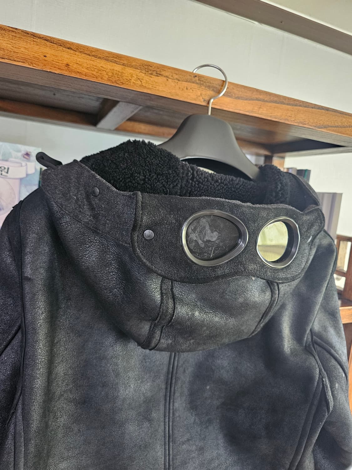 씨피 CP컴퍼니 무스탕 가죽 고글 자켓 팔아요 상품이미지5